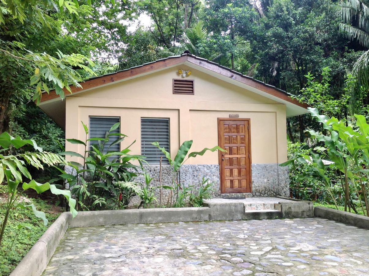 Villas Pico Bonito La Ceiba Exterior photo