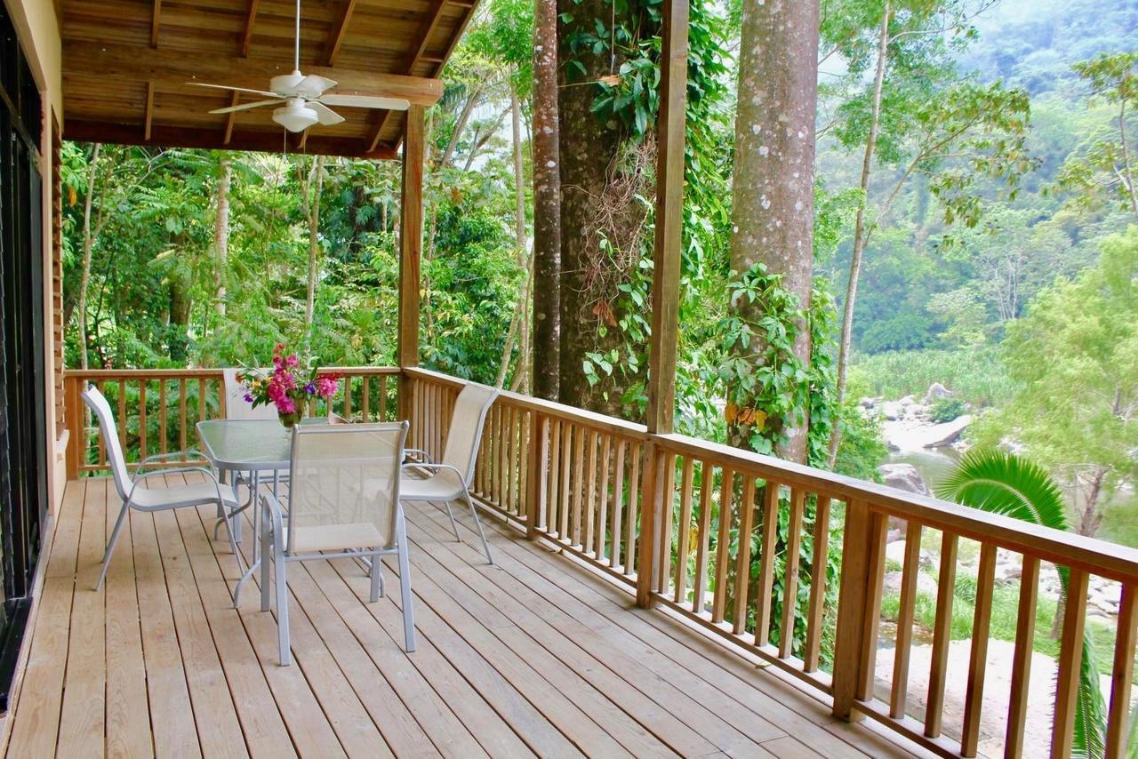 Villas Pico Bonito La Ceiba Exterior photo