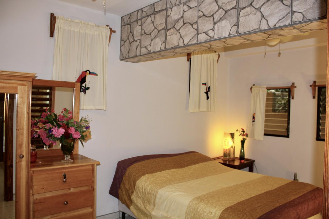Villas Pico Bonito La Ceiba Exterior photo